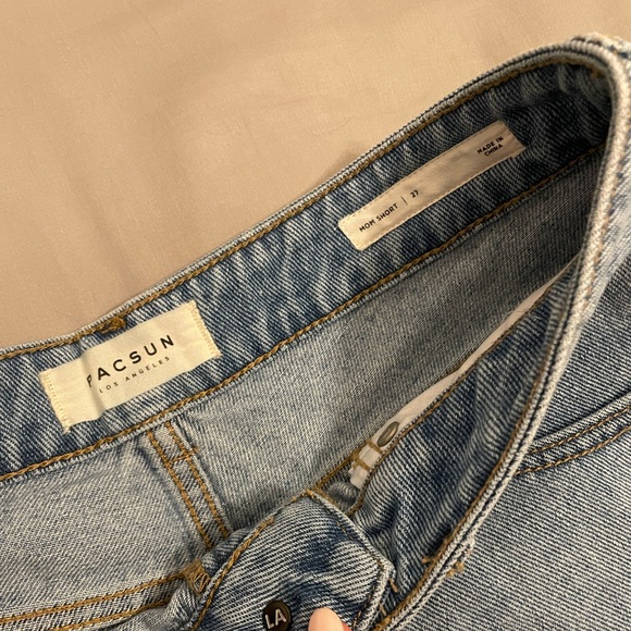 PacSun Mom Shorts size 27 - Picture 2 of 3